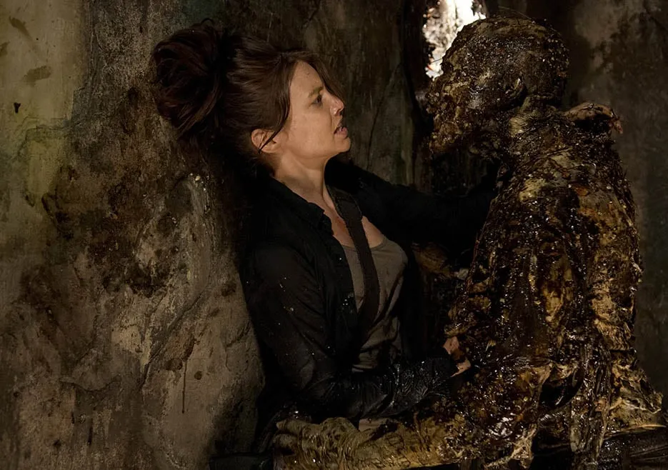 Production still from The Walking Dead: Dead City (2023)